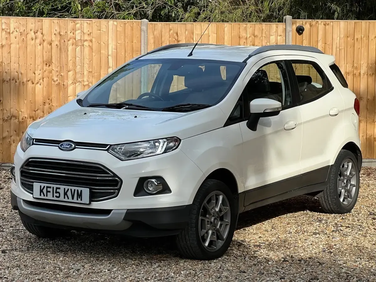 Used Ford Ecosport Titanium 125 HP (91 kW) 2015 White SUV
