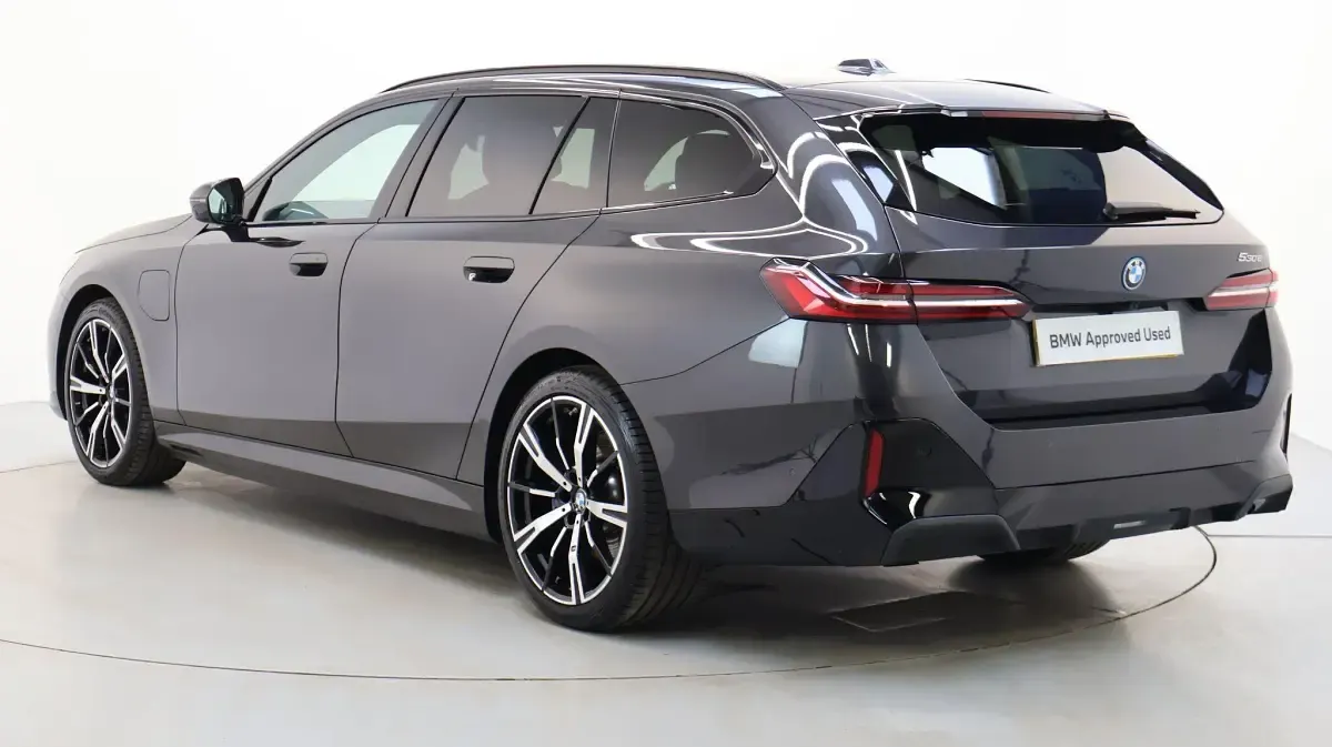 Used BMW 530e M Sport 295 HP (216 kW) 2025 Grey Estate