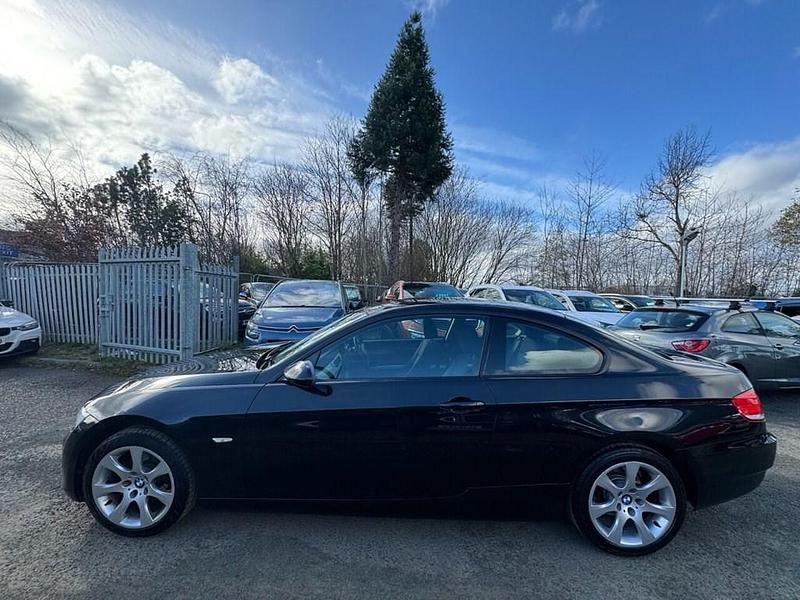 Used BMW 320 175 HP (128 kW) 2008 Black Coupe