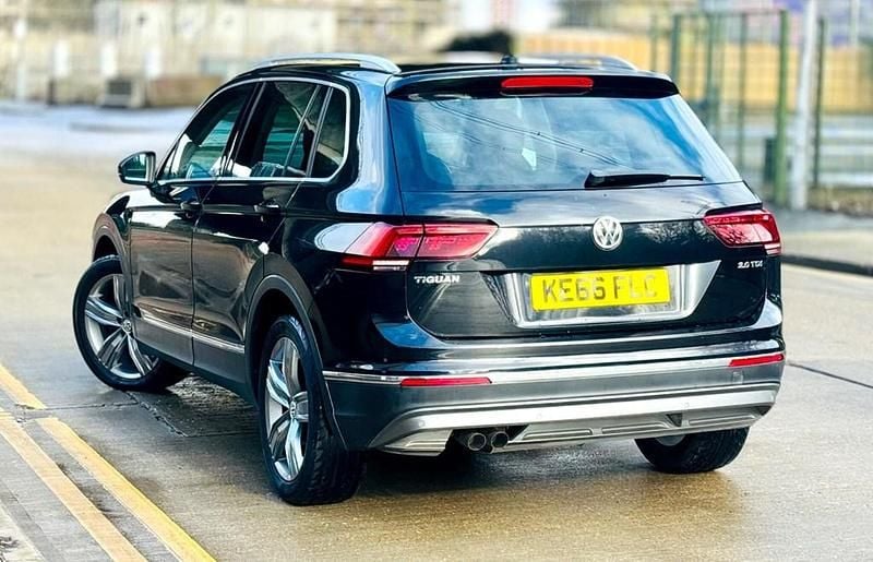 Used VW Tiguan SEL 150 HP (110 kW) 2017 Black SUV