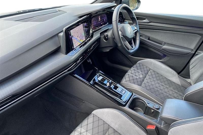 Used VW Golf VIII R-line 150 HP (110 kW) 2023 Urano grey Hatchback