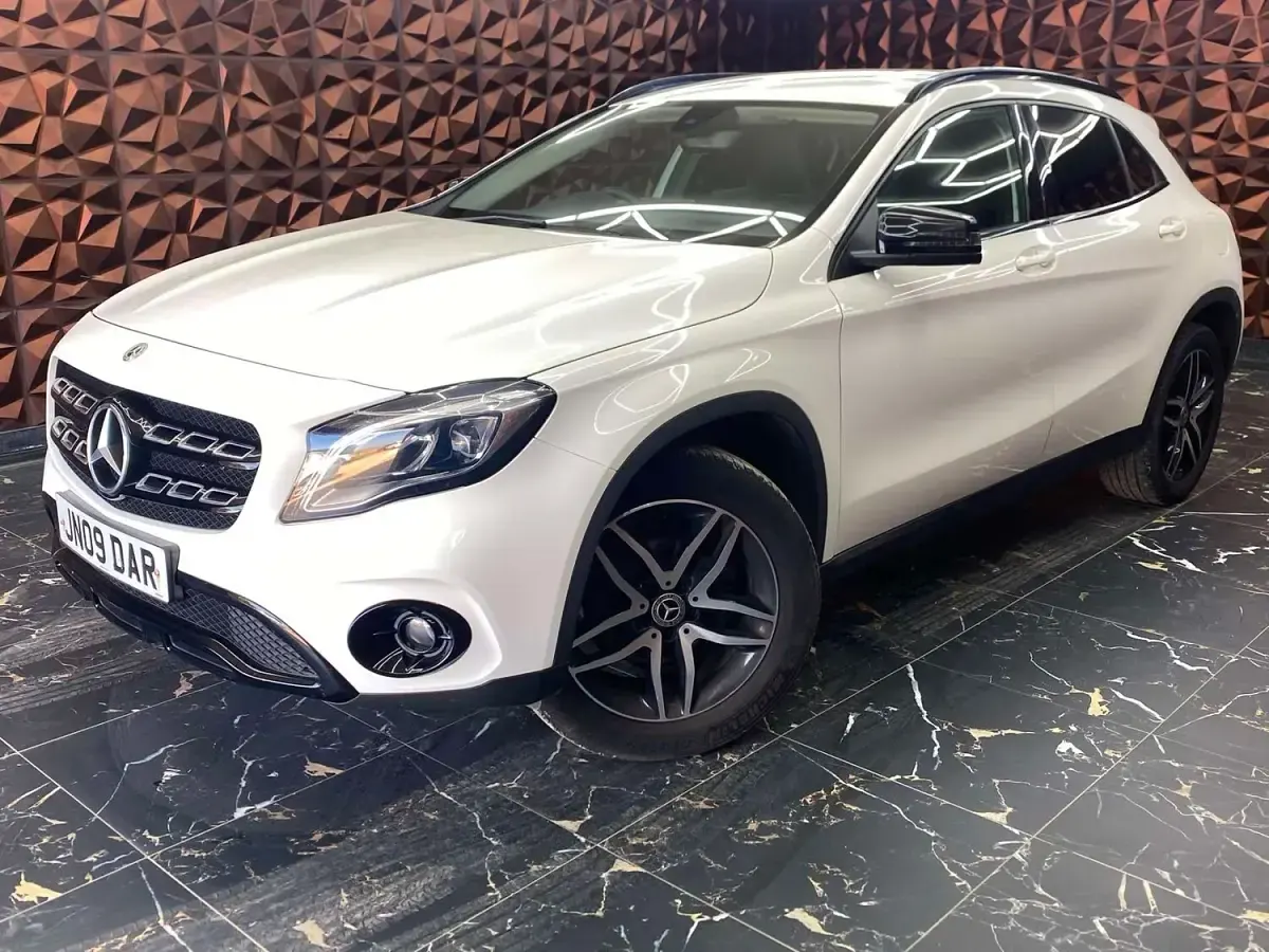 Used Mercedes GLA180 Urban 2018 White SUV