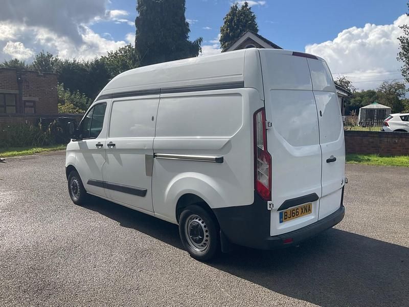 Used Ford Transit Custom 105 HP (77 kW) 2016 White Van