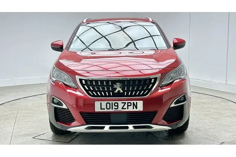 Second-hand Peugeot 3008 Allure 130 CP (95 kW) 2019 Roșu SUV