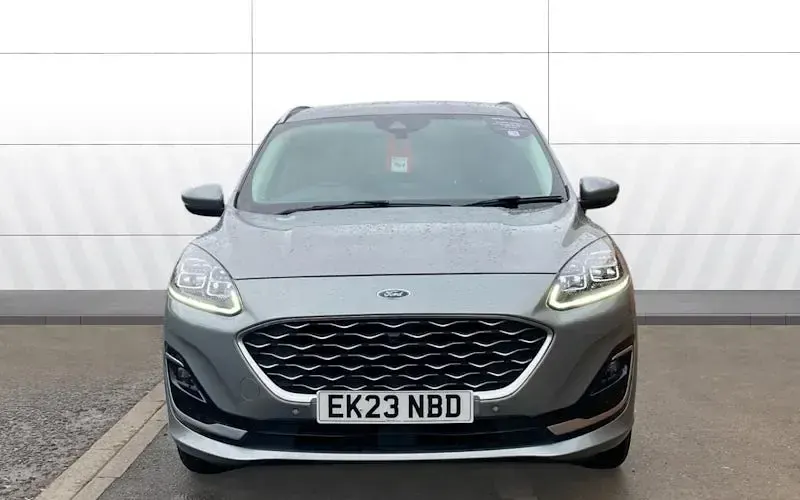 Used Ford Kuga Vignale 225 HP (165 kW) 2023 Silver SUV