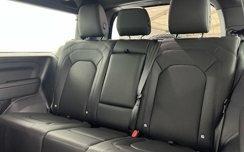 Gebraucht Land Rover Defender SE Dynamic 349 PS (256 kW) 2024 SUV