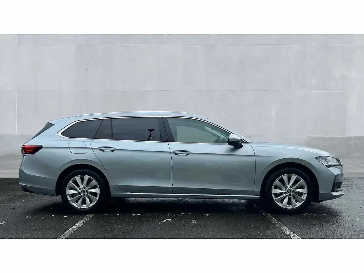 Used Skoda Superb SE Technology 150 HP (110 kW) 2025 Silver Estate