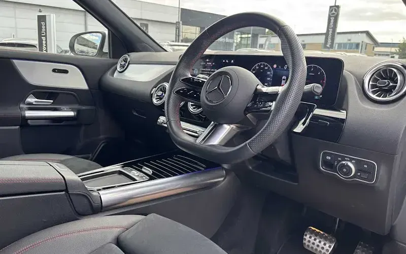 Used Mercedes GLA220 AMG line 190 HP (139 kW) 2025 White SUV