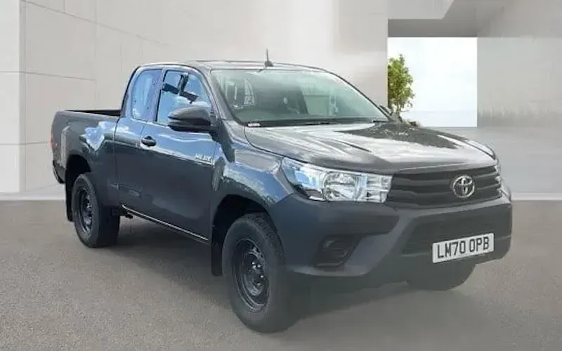 Used Toyota HiLux Active 150 HP (110 kW) 2020 Pickup