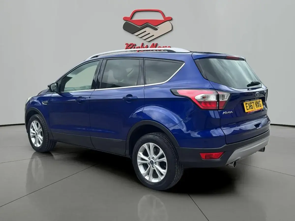 Used Ford Kuga Titanium 150 HP (110 kW) 2017 Blue SUV