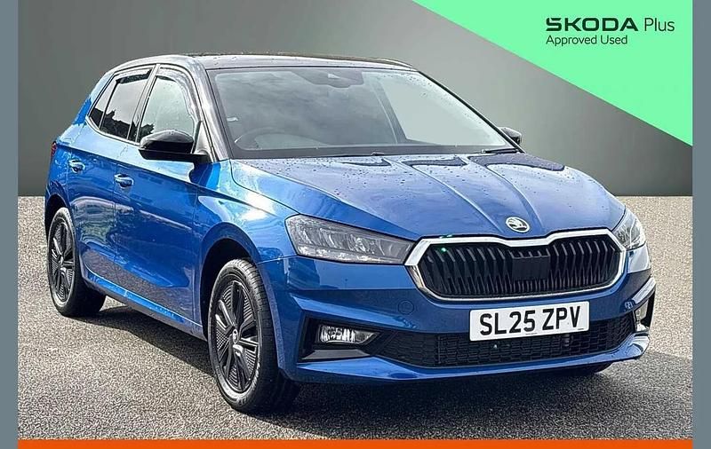 Used Skoda Fabia Design Edition 113 HP (83 kW) 2025 Race blue metallic black magic pearl effect Hatchback