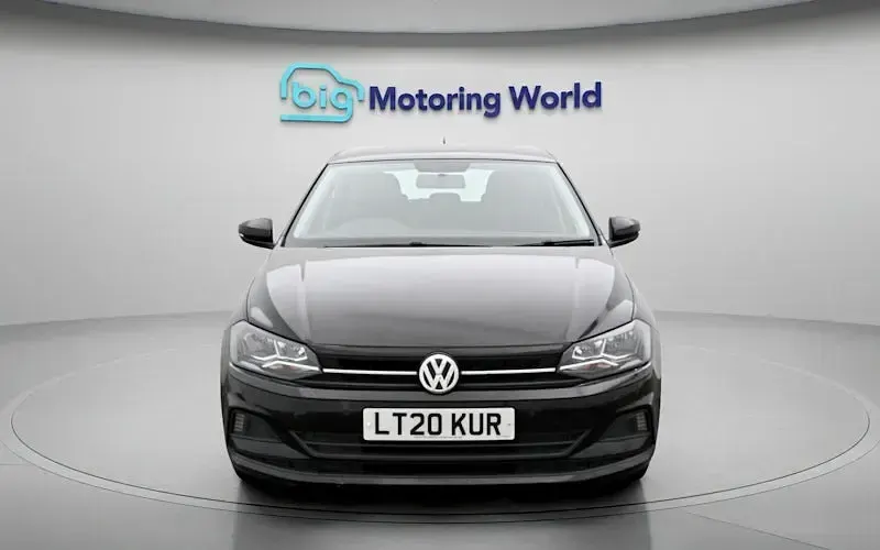 Begagnad VW Polo SE 80 HK (58 kW) 2020 Svart Halvkombi