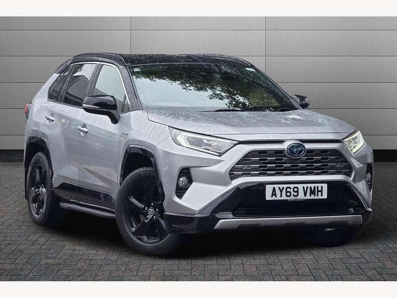 Silver Used 2019 Toyota RAV4 Hybrid SUV | £20,895 (Expensive) - Image 1/3