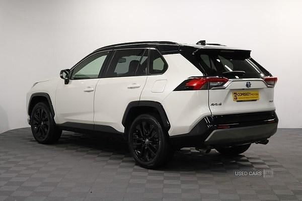 Used Toyota RAV4 2022 White/black Estate