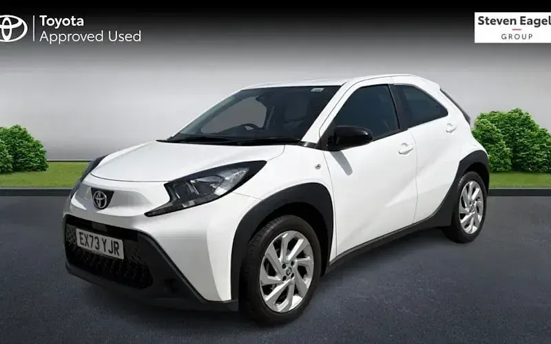 Used Toyota Aygo X PURE 72 HP (52 kW) 2025 SUV