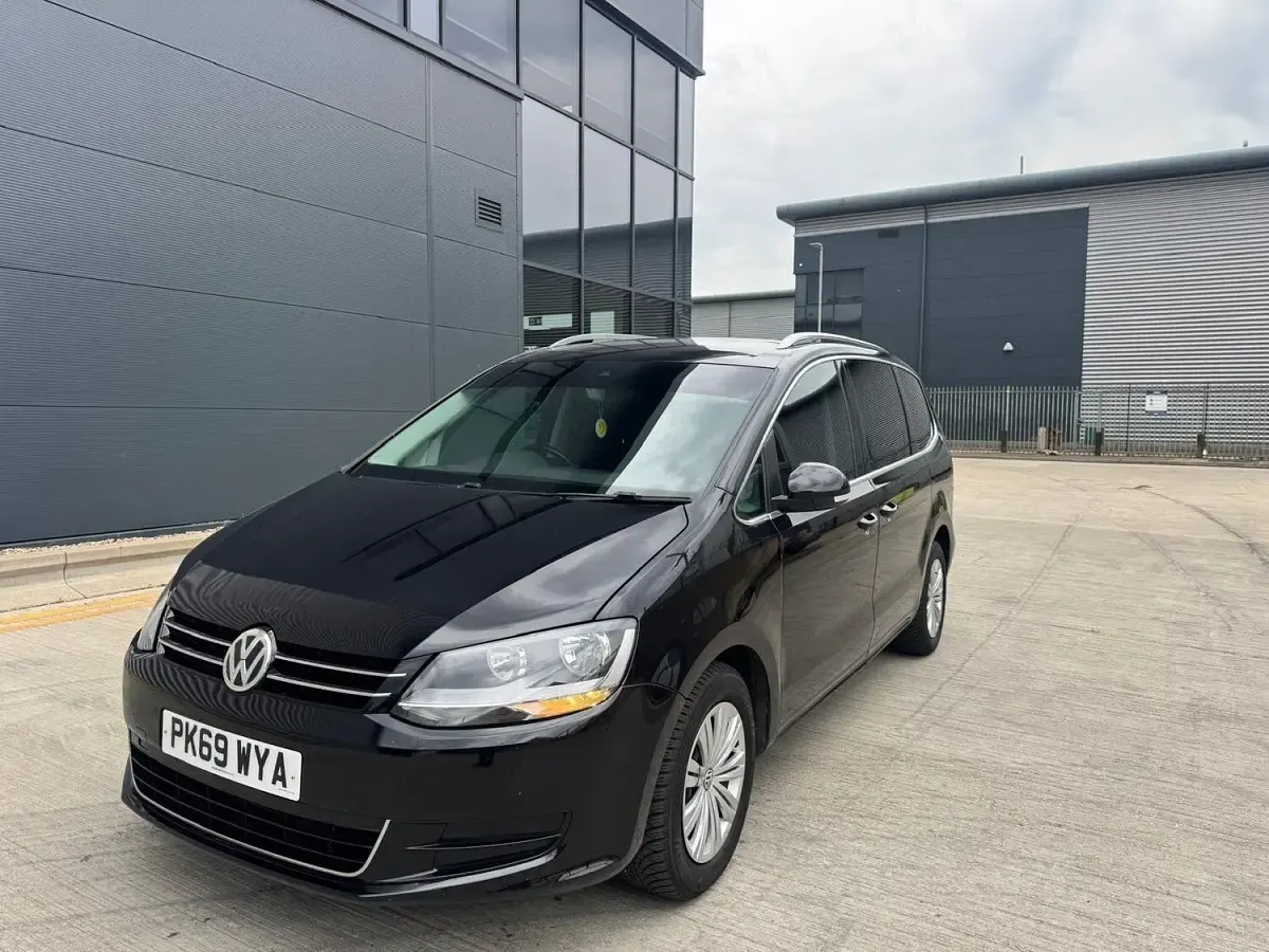 Used VW Sharan SE 150 HP (110 kW) 2019 Black MPV