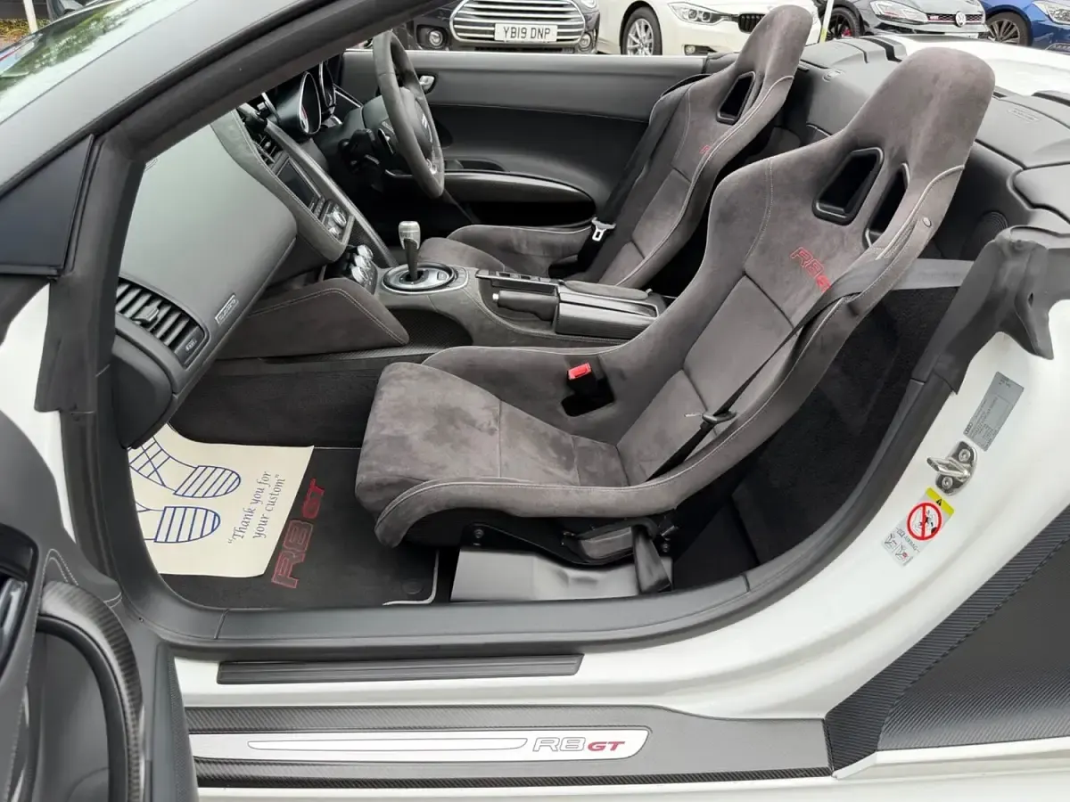 Used Audi R8 Spyder Exclusive 2012 White Cabriolet