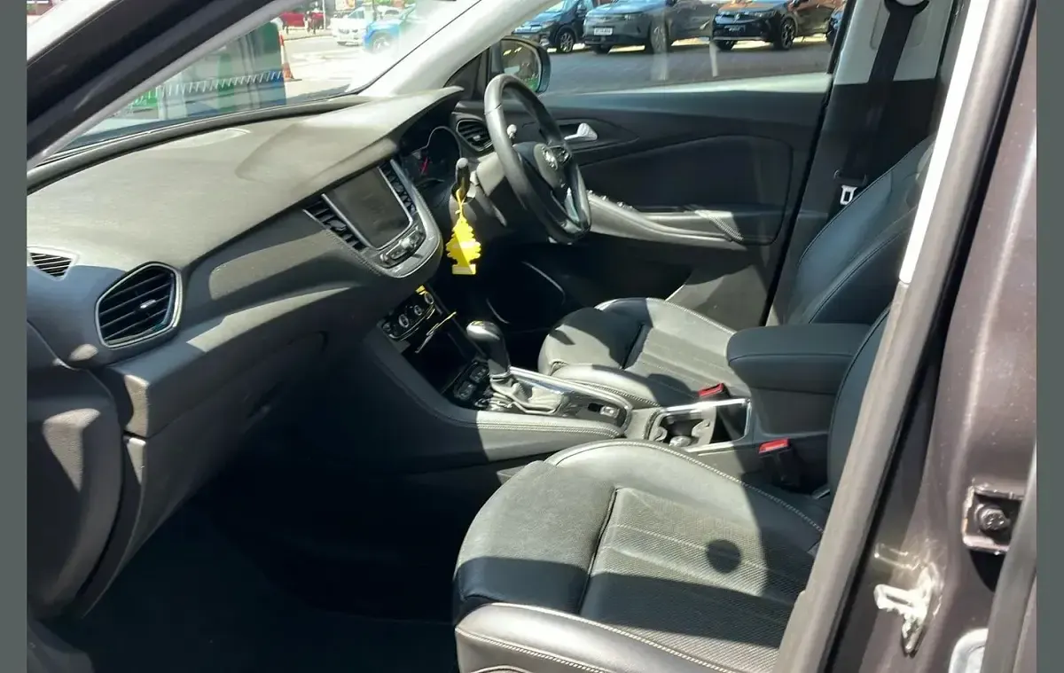 Used Vauxhall Grandland X Elite 130 HP (95 kW) 2020 Grey SUV