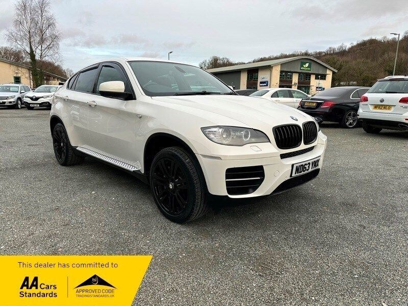 White Used 2014 BMW X6 M Performance SUV | £16,995 (Super price) - Image 1/4