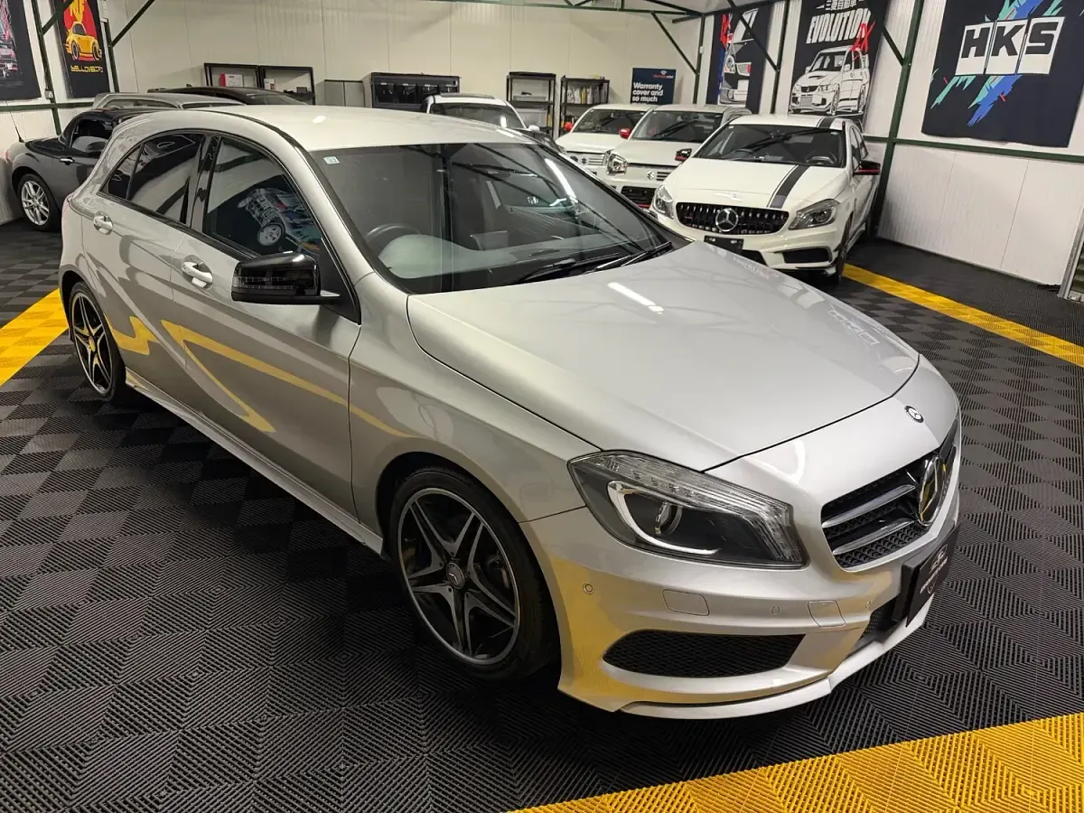 Used Mercedes A180 AMG 2012 Silver Hatchback