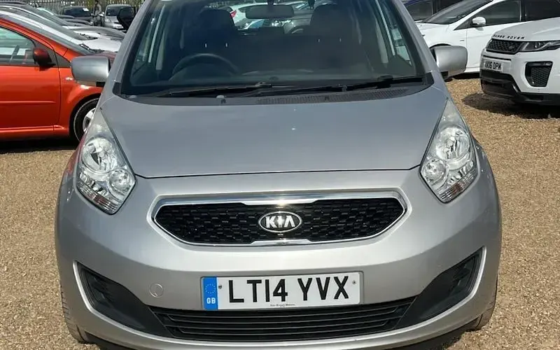 Used Kia Venga 90 HP (66 kW) 2014 Silver Hatchback