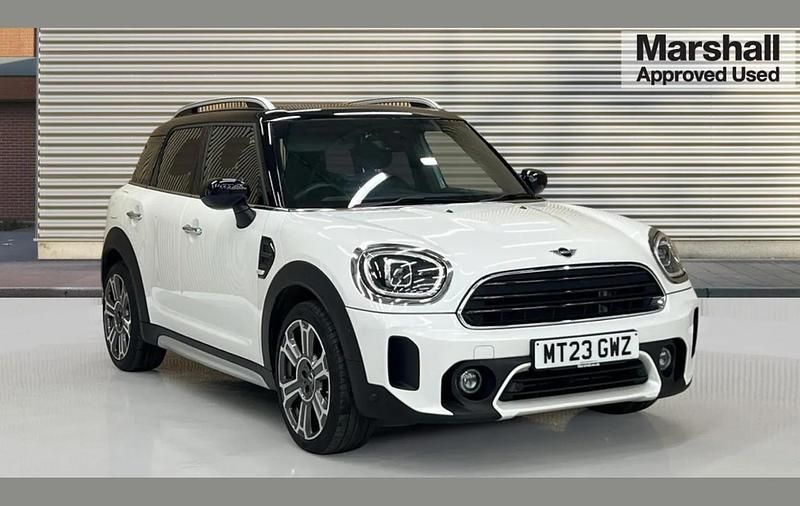 White Used 2023 Mini Cooper Countryman Comfort SUV | £25,237 (Fair price) - Image 1/4