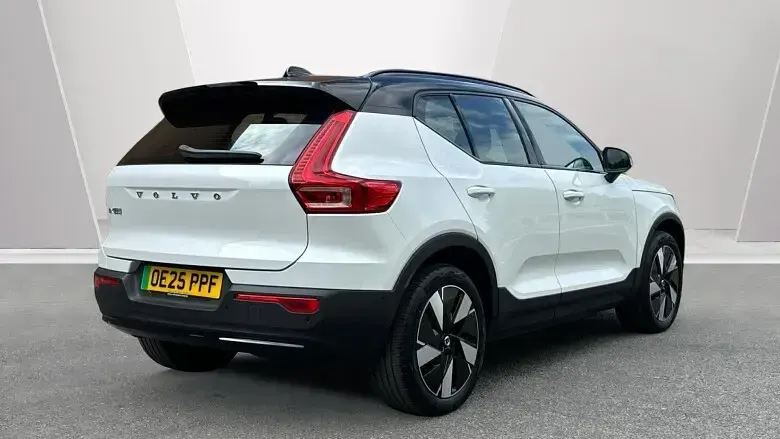 Usado Volvo EX40 Plus 185 kW (252 CV) 2025 Blanco SUV