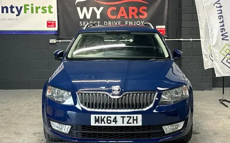 Usado Skoda Octavia Elegance 150 CV (110 kW) 2015 Familiar