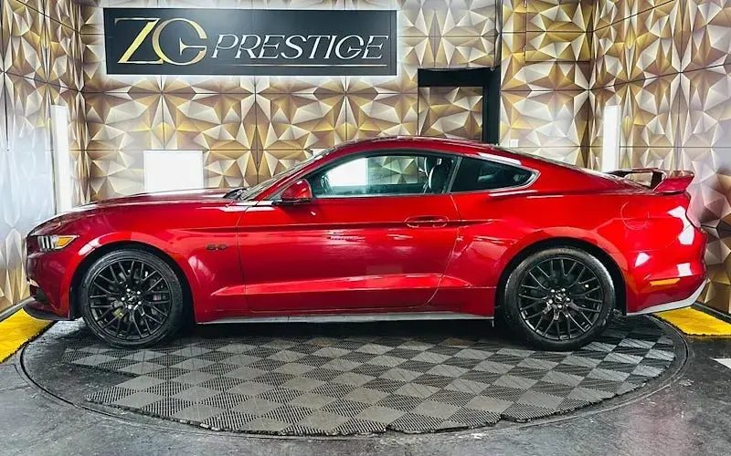 Used Ford Mustang GT Fastback 416 HP (305 kW) 2016 Red Coupe