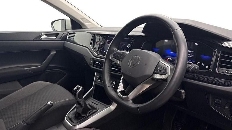 Used VW Polo Life 80 HP (58 kW) 2023 Grey Hatchback