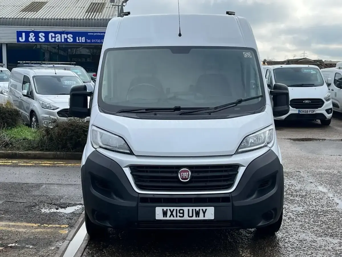 Used Fiat Ducato S 115 HP (84 kW) 2019 White Van