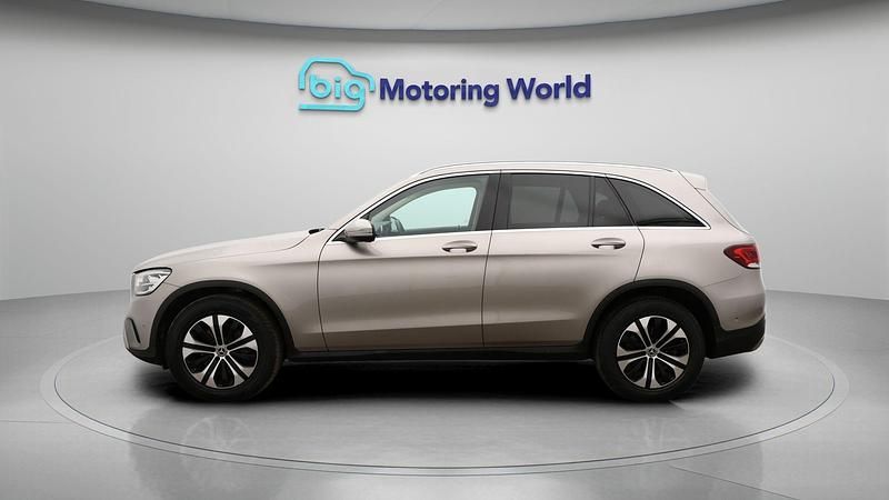 Used Mercedes GLC220 191 HP (140 kW) 2019 Silver Estate