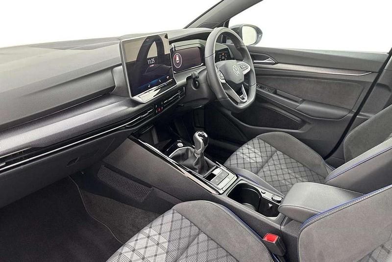 Used VW Golf VIII Black Edition 150 HP (110 kW) 2025 Black Hatchback