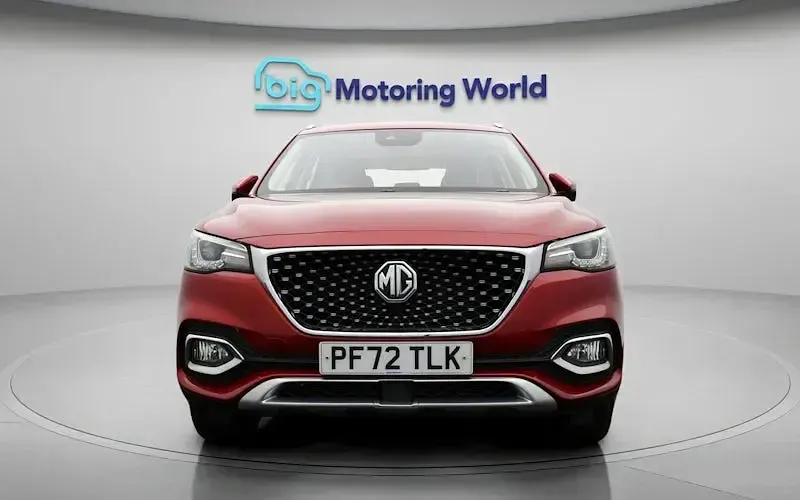 Used MG HS Excite 162 HP (119 kW) 2023 Red SUV