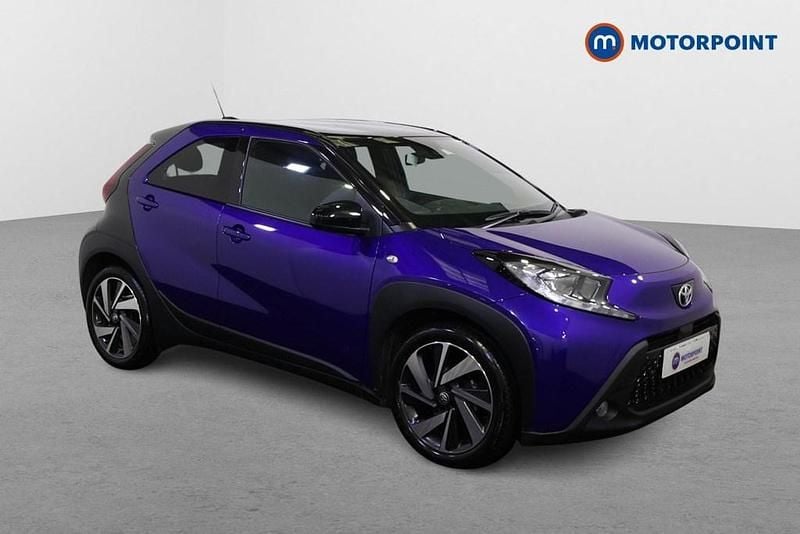 Blue Used 2024 Toyota Aygo X SUV | £13,949 - Image 1/4
