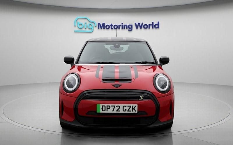 Used Mini Cooper Level 2 135 kW (184 HP) 2023 Hatchback