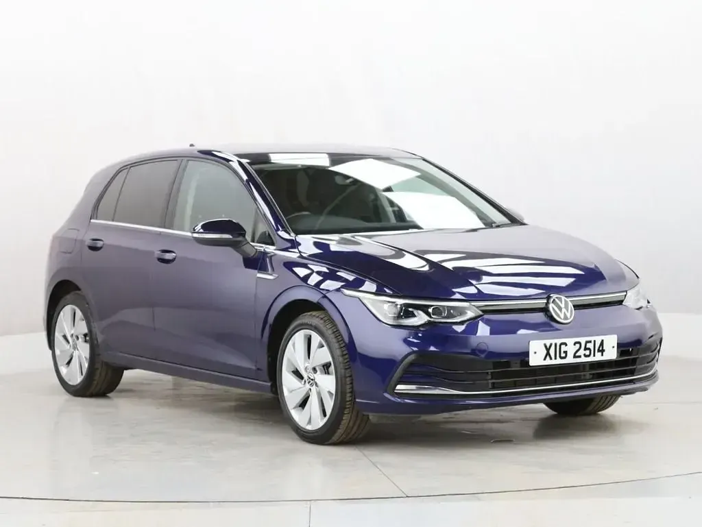 Second-hand VW Golf VII Style 150 CP (110 kW) 2020 Albastru Hatchback