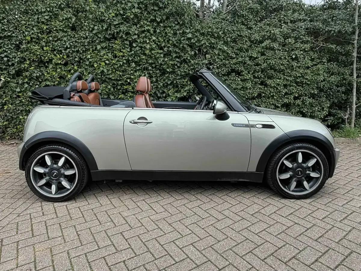 Used Mini Cooper Cabriolet 2007 Sparklingsilver metallic Cabriolet