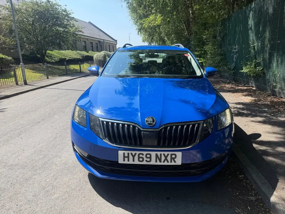 Used Skoda Octavia SE Technology 115 HP (84 kW) 2019 Blue Estate