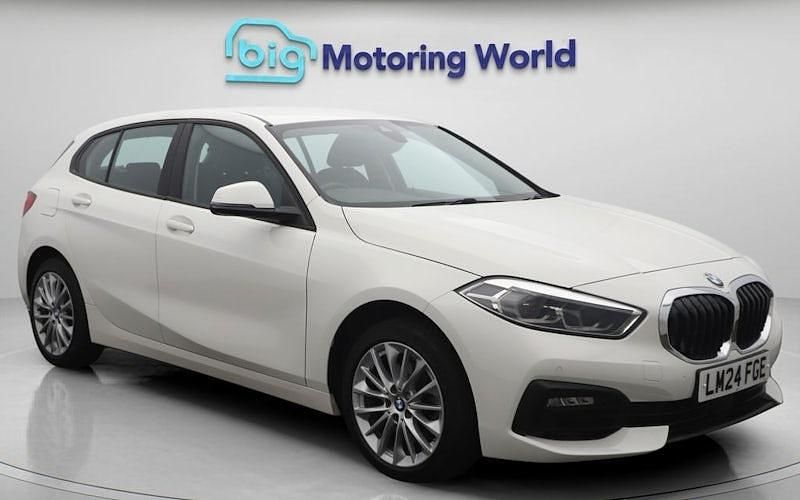 White Used 2024 BMW 118 Hatchback | £18,100 (Super price) - Image 1/4