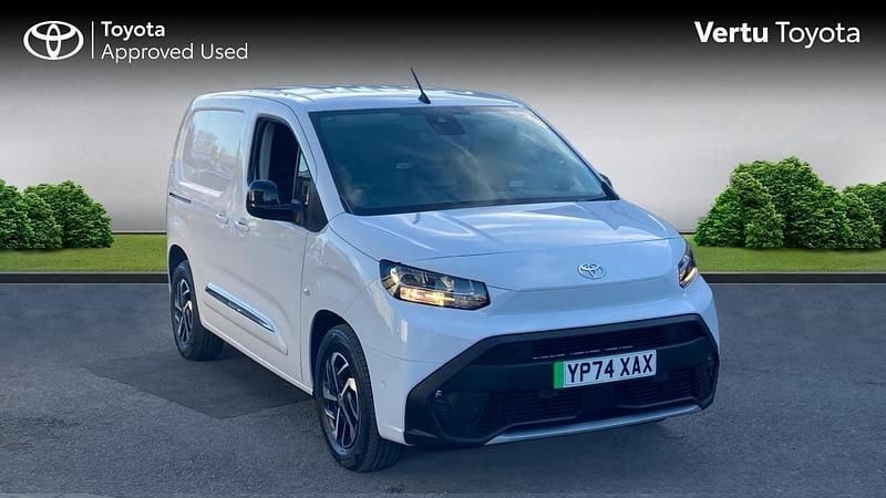 Used 2024 Toyota Proace City City MPV | £15,989 (Fair price) - Image 1/3