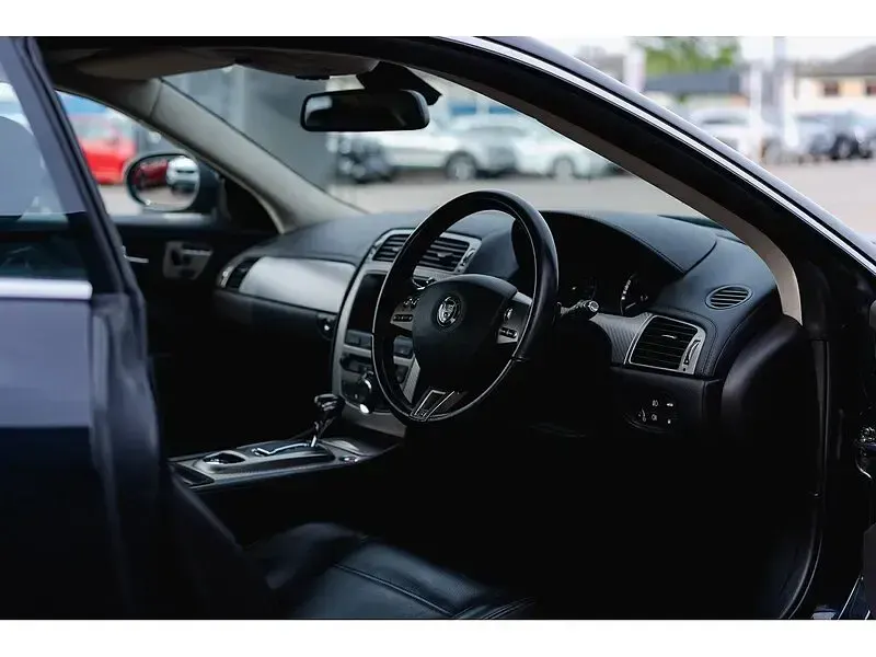 Used Jaguar XKR Supercharged 420 HP (308 kW) 2007 Black Coupe