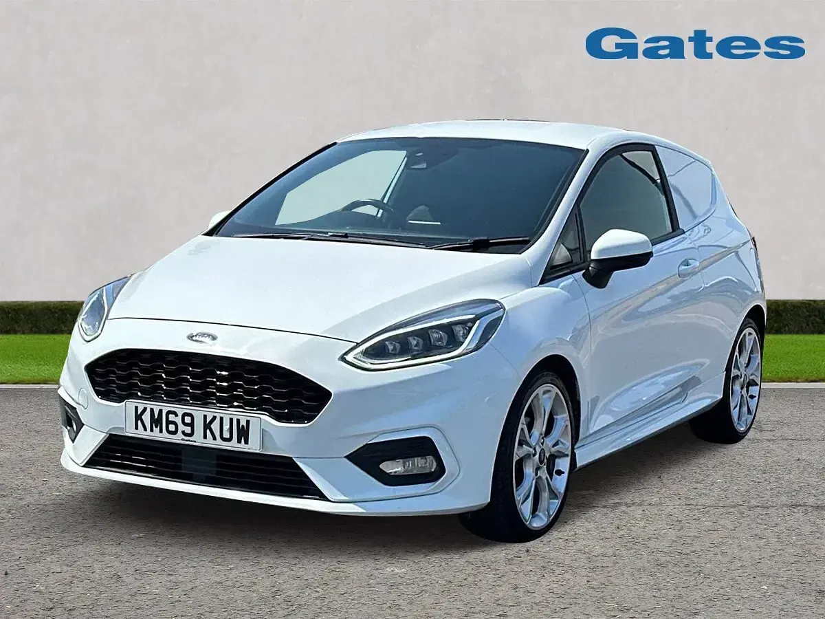 Used Ford Fiesta Sport 125 HP (91 kW) 2019 White Hatchback