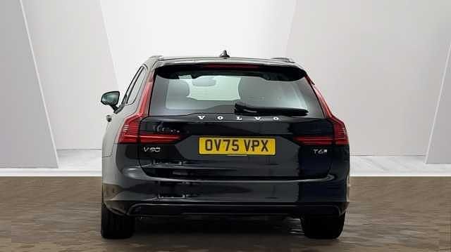 New Volvo V90 Plus 350 HP (257 kW) 2025 Estate