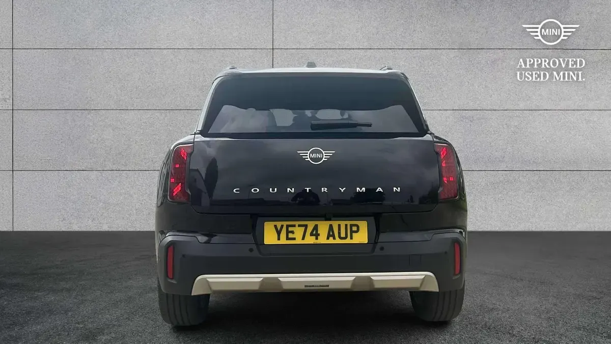 Used Mini Countryman 168 HP (123 kW) 2024 Black SUV