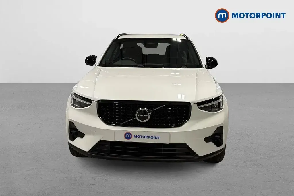 Używany Volvo XC40 Plus 2024 Biały SUV