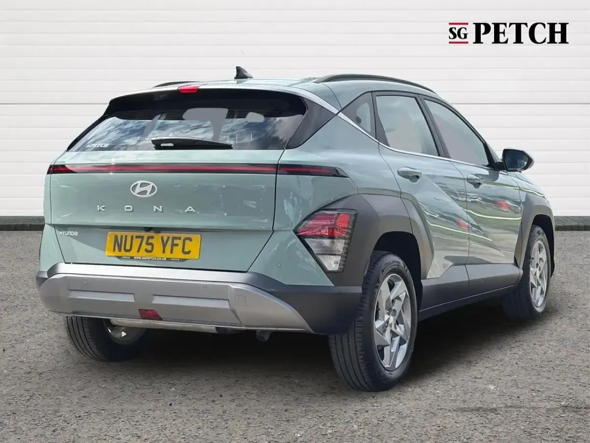 Used Hyundai Kona Advanced 99 HP (72 kW) 2025 Green SUV