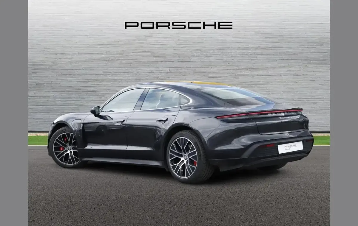 Used Porsche Taycan 419 kW (571 HP) 2021 Grey Sedan