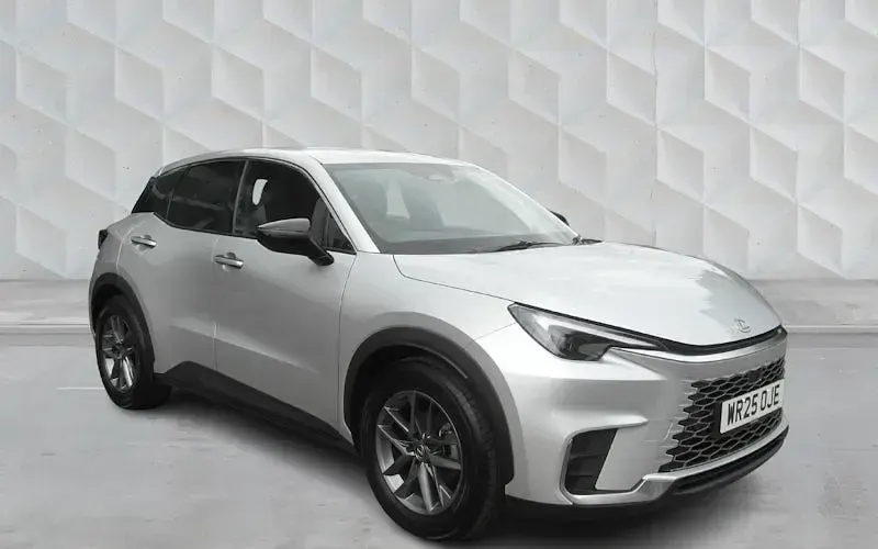 Used Lexus LBX 136 HP (100 kW) 2025 SUV