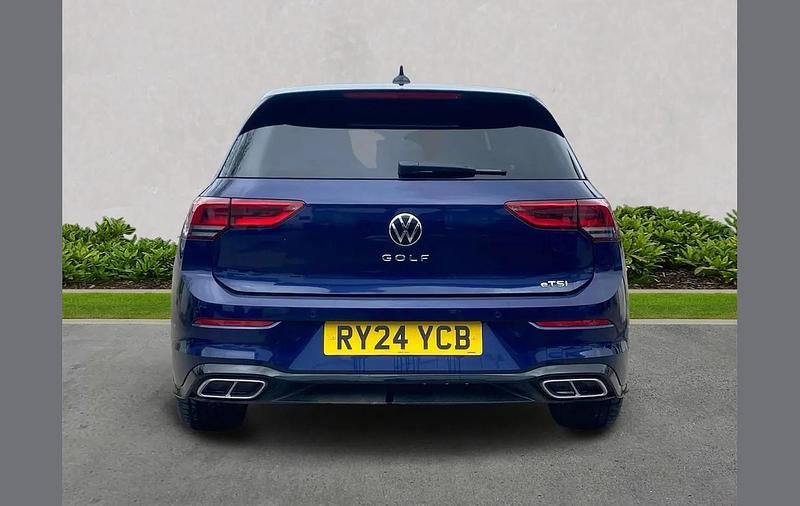 Used VW Golf VIII R-line 147 HP (108 kW) 2024 Blue Hatchback